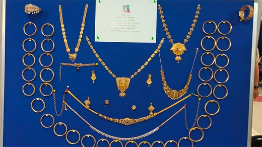 Gold theft 